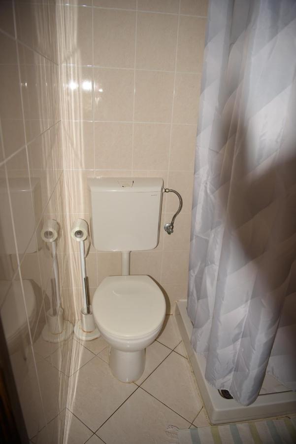 Villa Claudia Lemon Appartment Premantura Kültér fotó