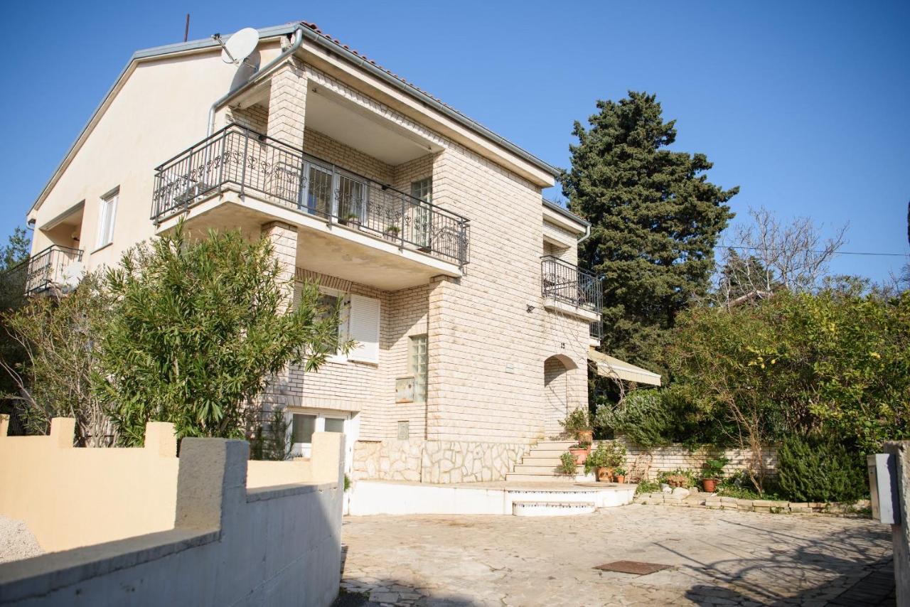 Villa Claudia Lemon Appartment Premantura Kültér fotó