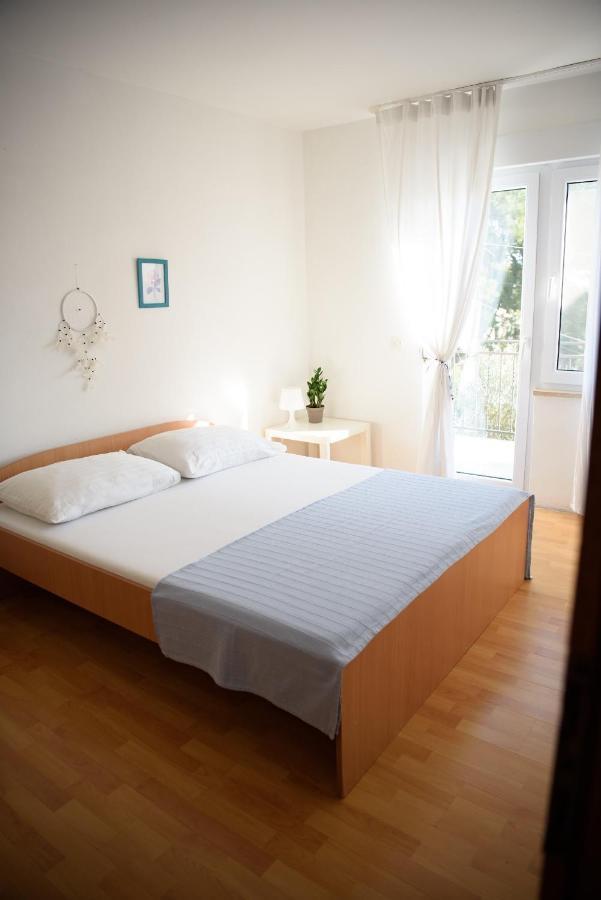 Villa Claudia Lemon Appartment Premantura Kültér fotó