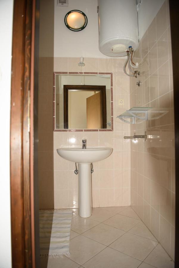 Villa Claudia Lemon Appartment Premantura Kültér fotó